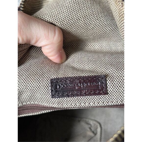 Dooney & Bourke Dillen Croc Embossed Brown Large Tote Bag Tote Shoulder Bag - Picture 6 of 15